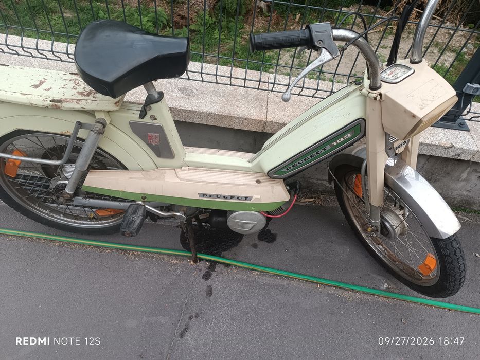 Peugeot 103 mobilete