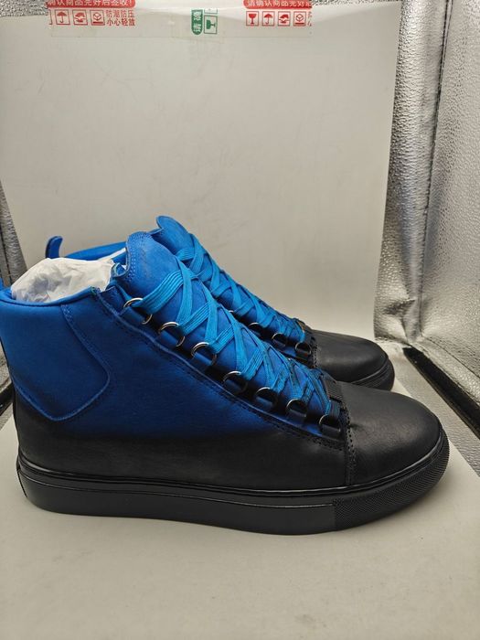 Кросівки Balenciaga Arena ЧИТАТИ ОПИС