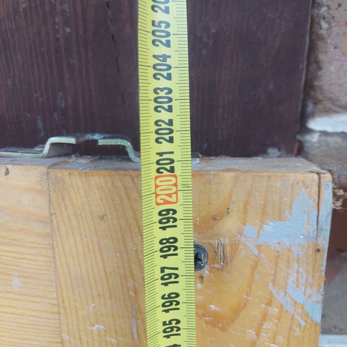 Drzwi sosnowe używane