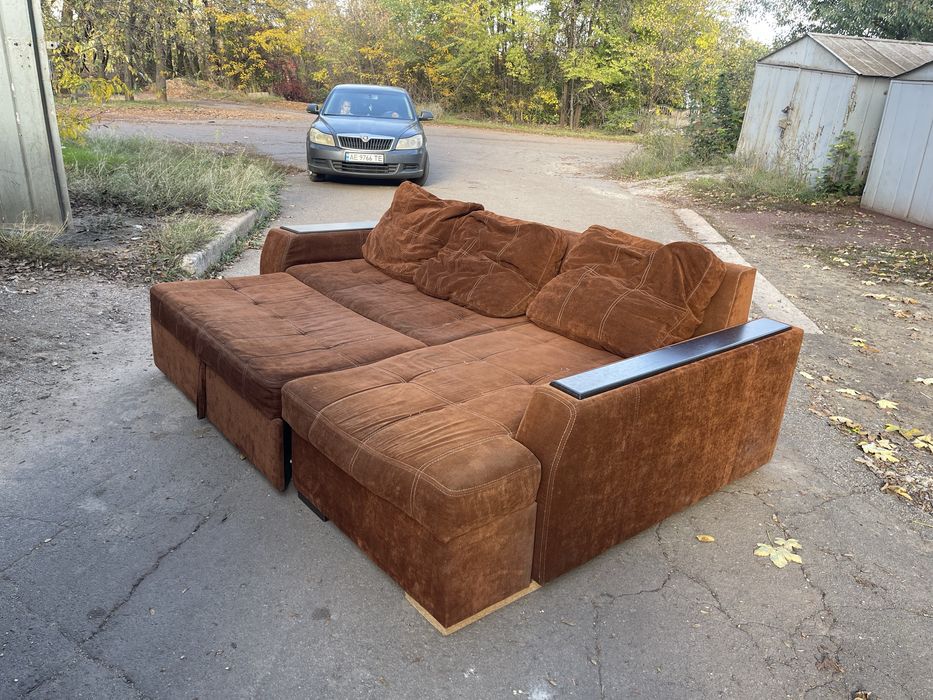 продам диван уголок срочно !!!