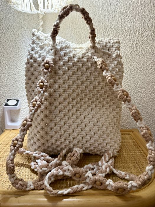 Mochila em maccrame
