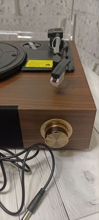 Вініловий програвач Fydee A8V1 (Дерево)/ новий