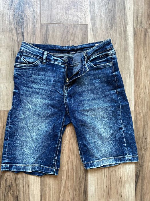 Krótkie jeansowe bawełniane spodenki przed kolano M 38 kieszenie