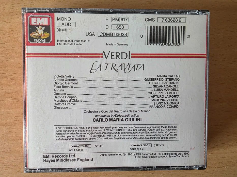 2 CDs de música com "La Traviata" de Verdi
