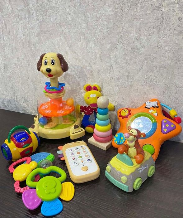 Продам іграшки музичні, розвиваючі