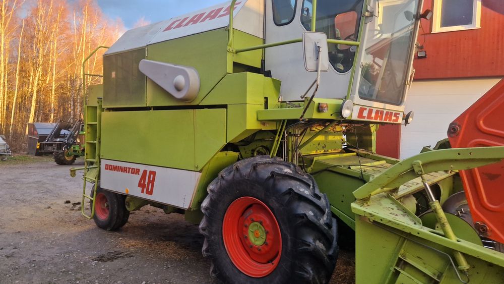 Claas Dominator 48