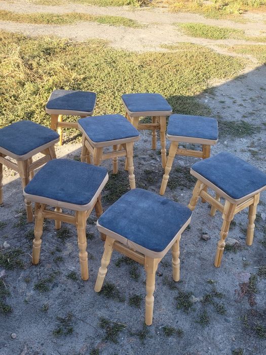 Продам табуретки. Деревина ясен м'які .