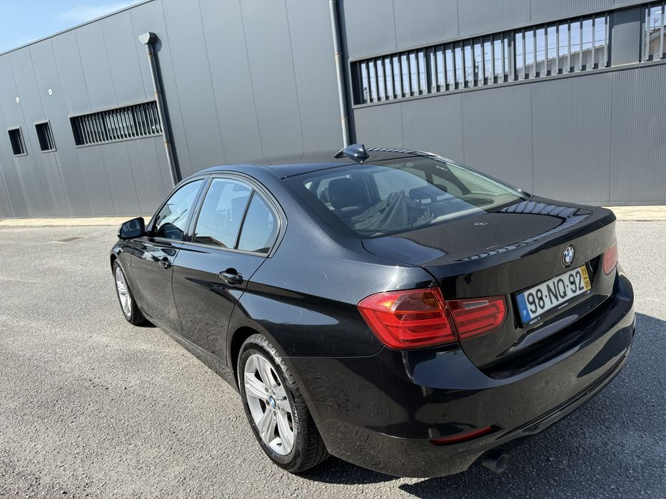BMW 318d Sport Line Caixa Automatica