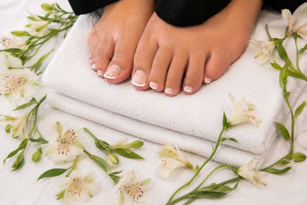 Spa dos pés com verniz de gel