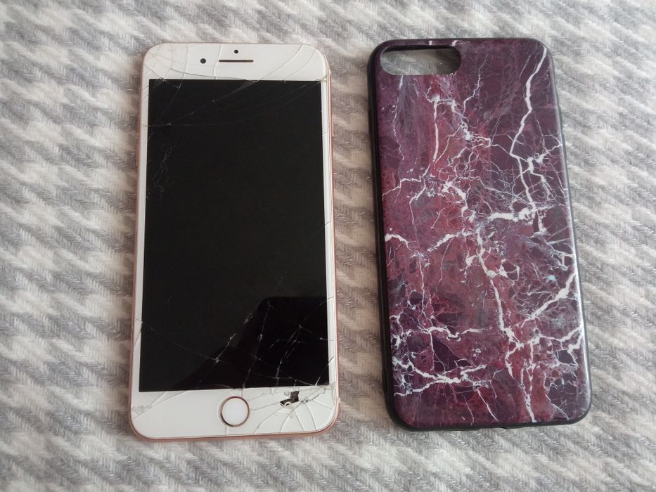 Смартфон iPhone 8 plus на запчастини