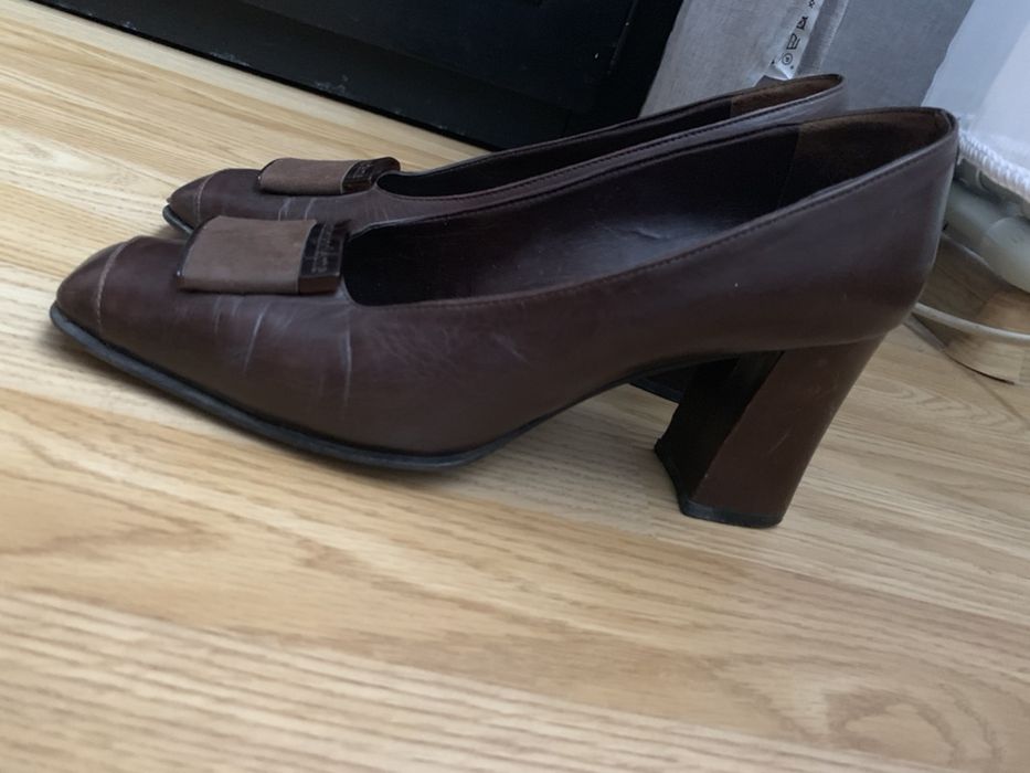 Buty na grubszym obcasie
