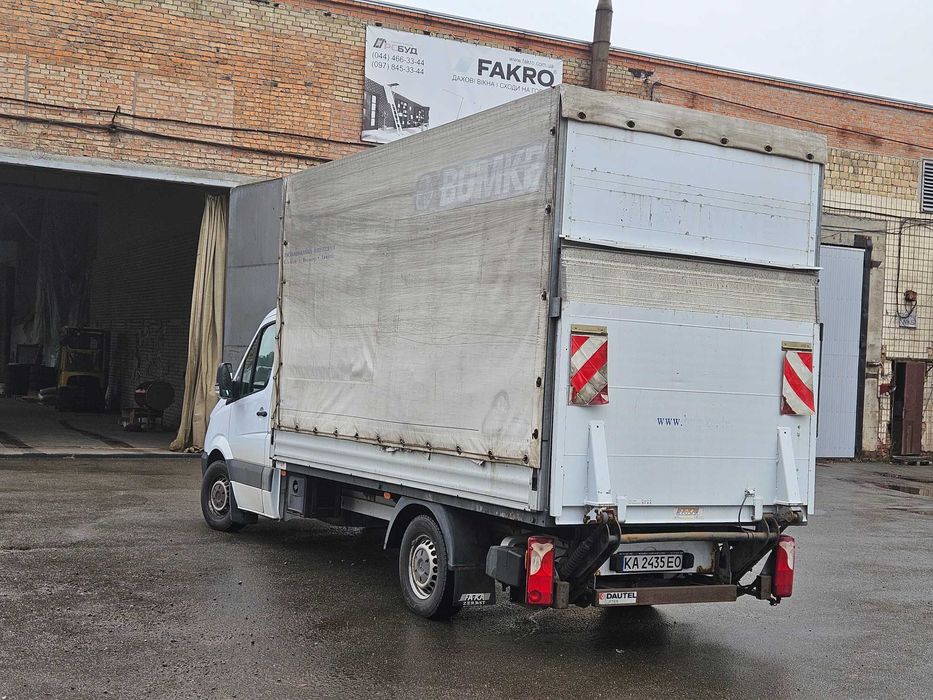 Mercedes-Benz Sprinter 2014, гідроборт