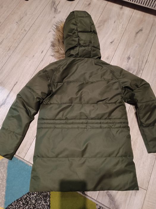 Куртка зимова 146 р фірми 4f