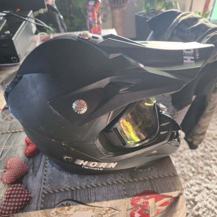 Kask rowerowy lub Motorowy
