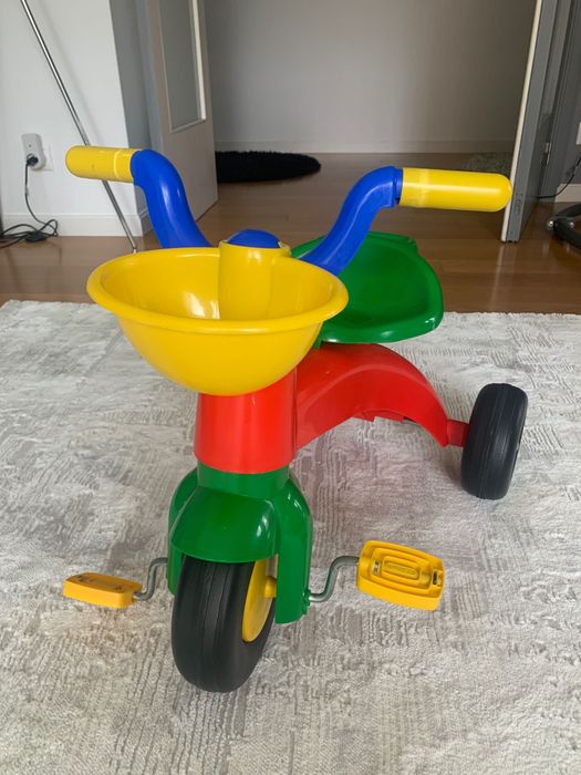 Triciclo para crianças