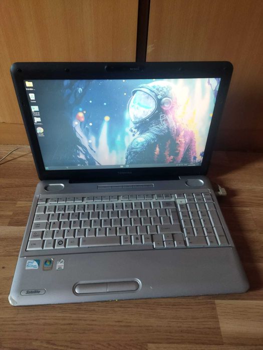 Portátil Toshiba L500-13W
