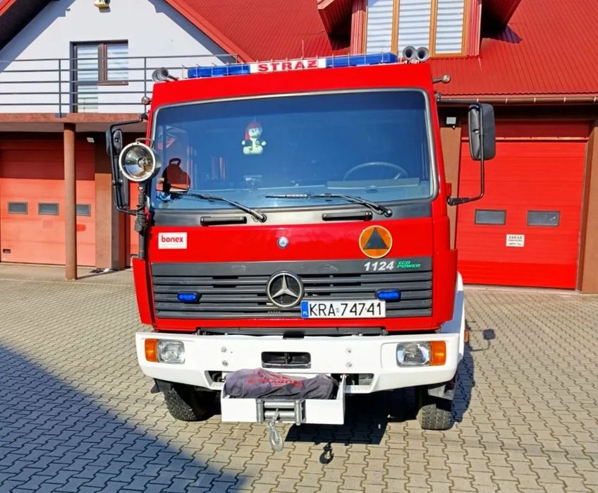 Mercedes-Benz 1124AF 4x4  Mercedes-Benz 1124AF Specjalny Pożarniczy 60tkm 6osób 210PS