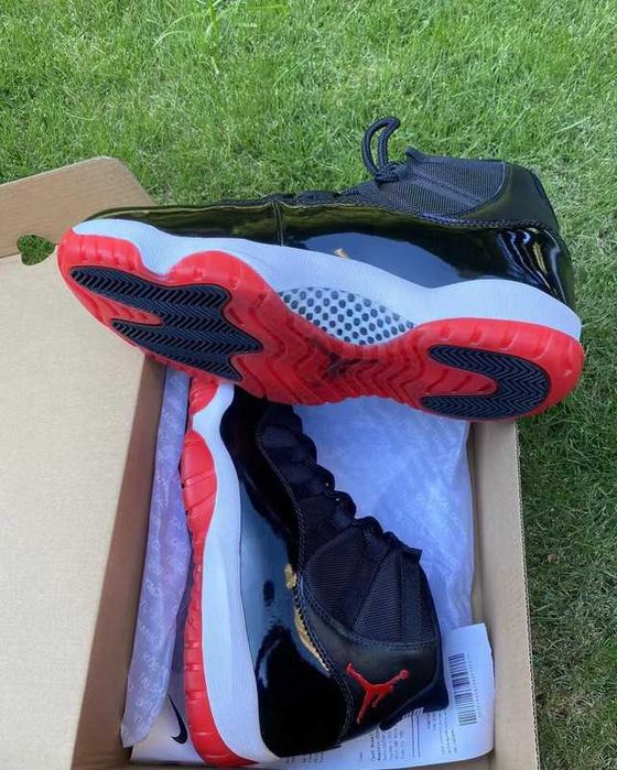 Jordan 11 Retro Playoffs Bred r.40