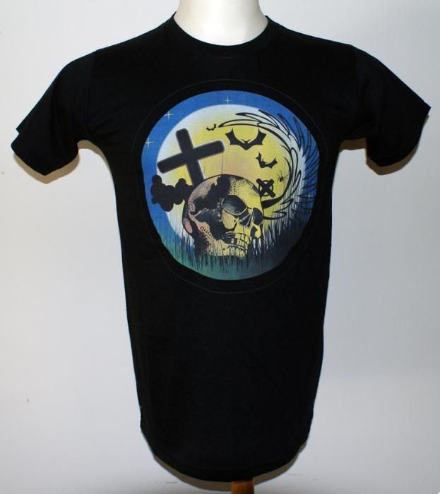 Saldos » T-shirt Caveira *Nova*