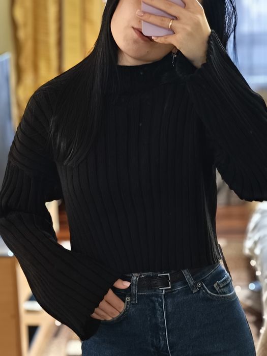 Вкорочений теплий светрик