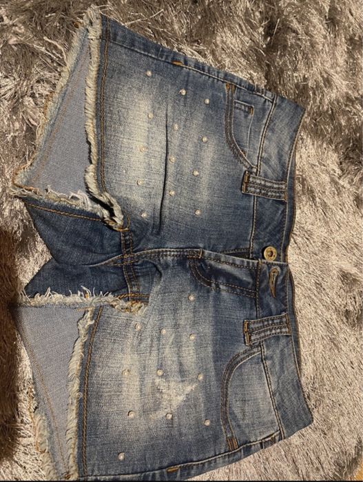 Dżinsowe jeansowe damskie spodenki cropp 36