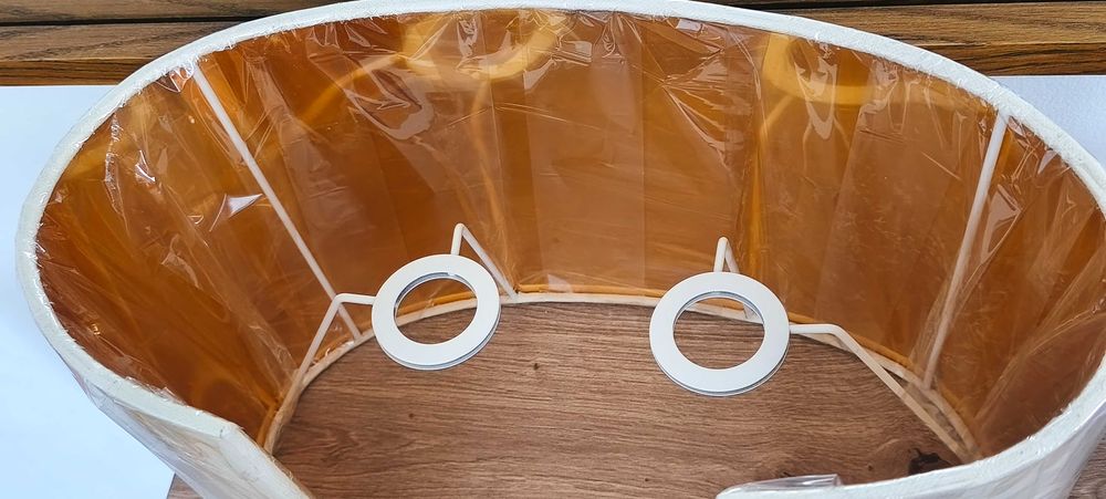 Abajur Grande Oval Duplo - Bege e Dourado - NOVO/SELADO