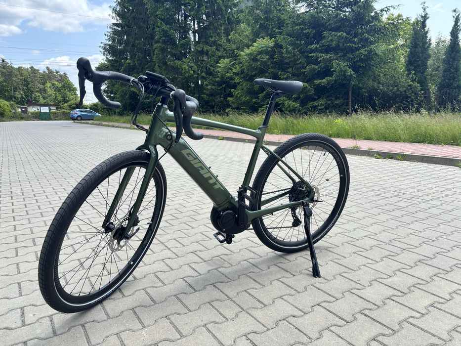 Giant  Revolt  E+ Elektryczny