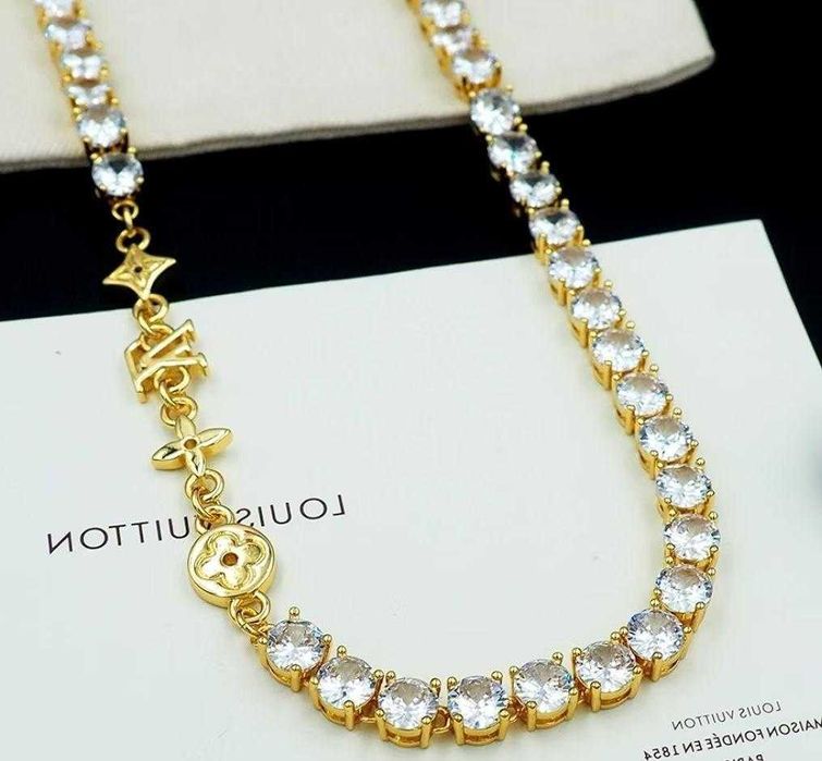 Kryształy Louis Vuitton – Olśniewająca bransoletka z diamentami