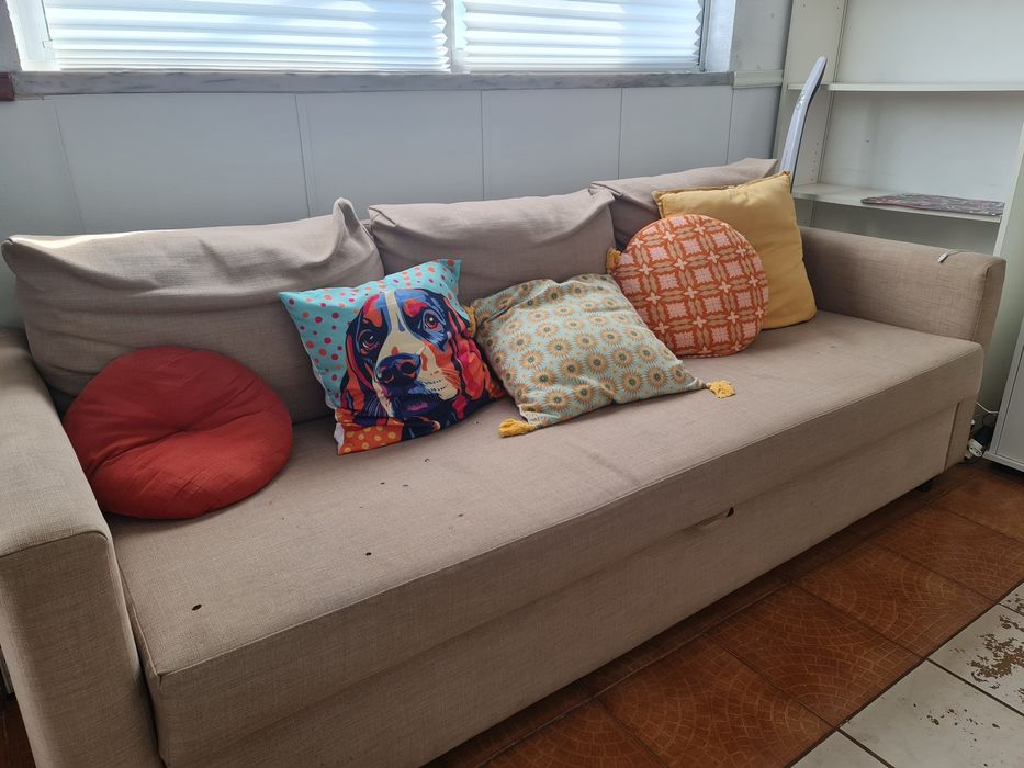 Sofá-cama 3 lugares IKEA