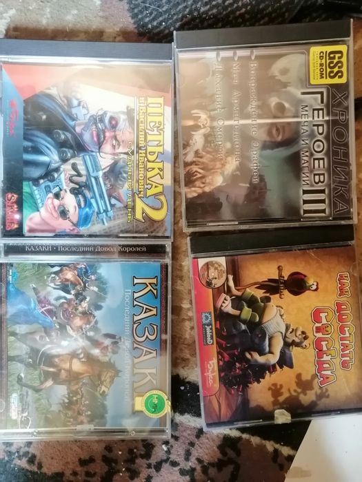 В коллекцию Игры на компьютер лицензия 1с акелла бука разные МНОГО