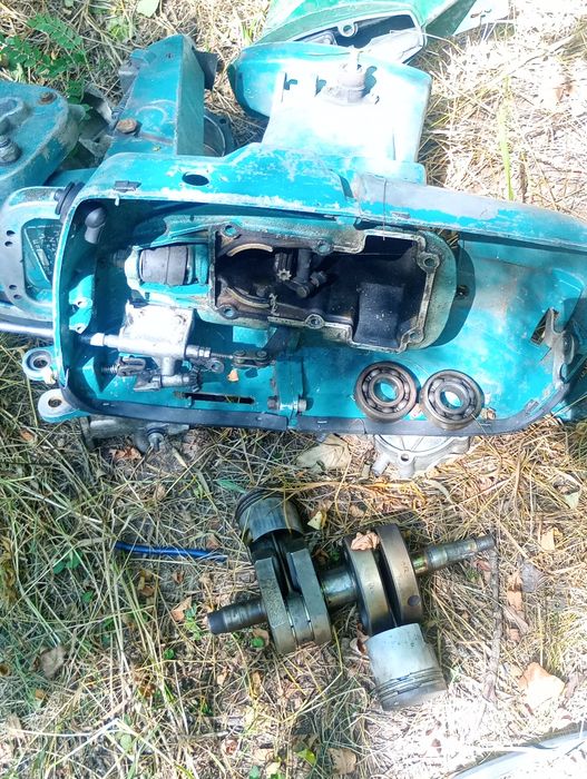 Двигуни човнові ,,вихор,, ,,нептун,, на запчастини  (договірна)
