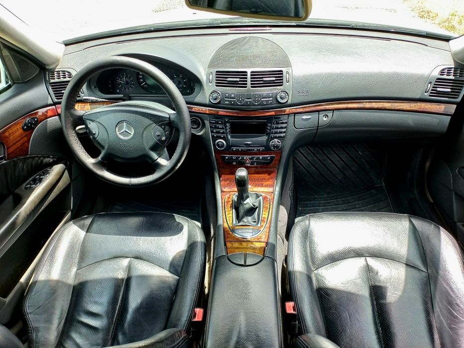 Mercedes benz E220 cdi