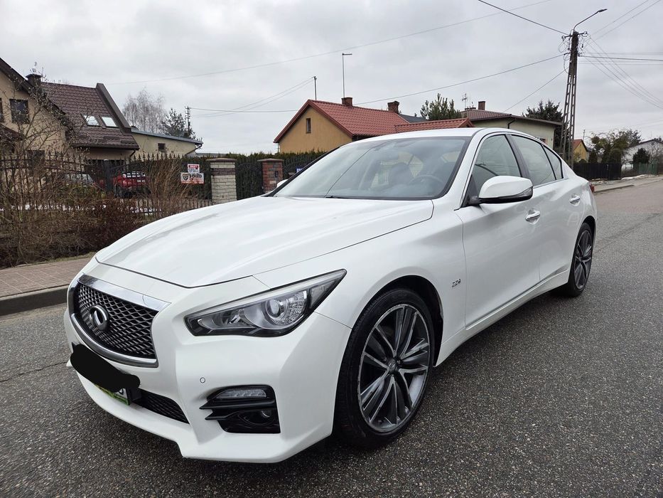 Infiniti Q50