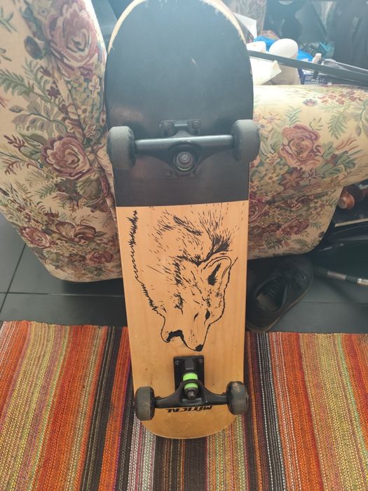 Skate mitical usado em ótimo estado
