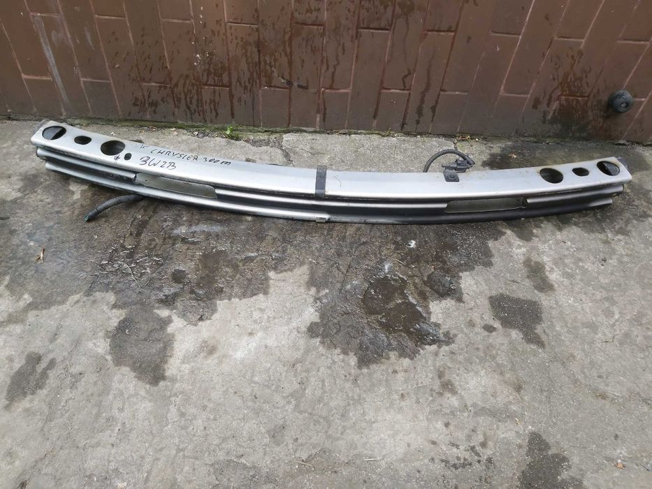 Wzmocnienie Belka Zderzaka przód przednia Chrysler 300M nr.mag 3WZB
