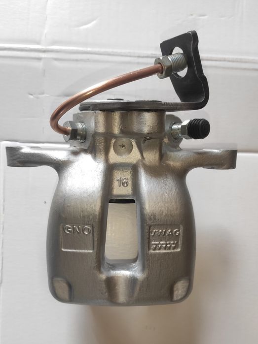 Zacisk hamulcowy Passat b6 /CC