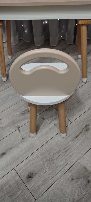 Дитячий стіл та стілець з ДСП
