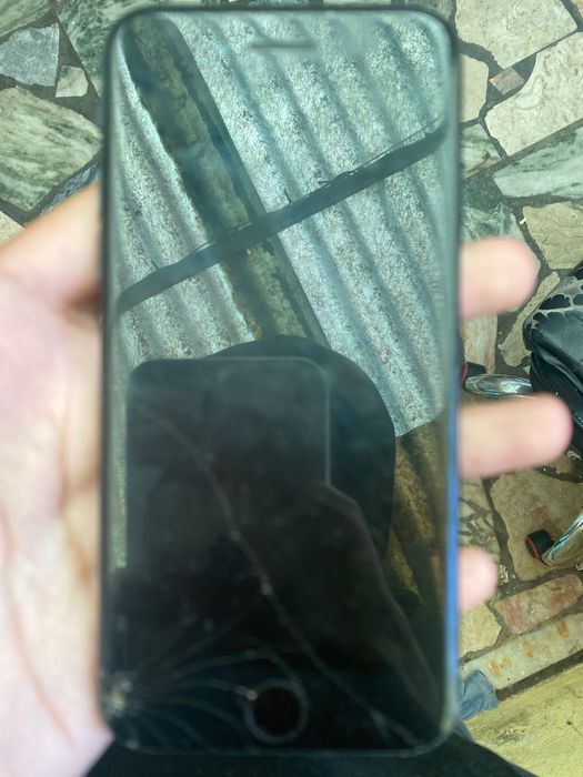 iPhone SE 2020 pra venda