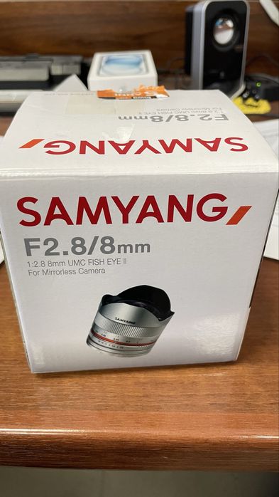 Obiektyw Samyang Rybie oko. F2,8/8mm