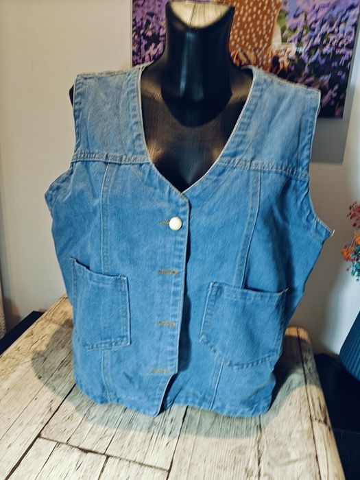 Sprzedam kamizelkę dżinsową