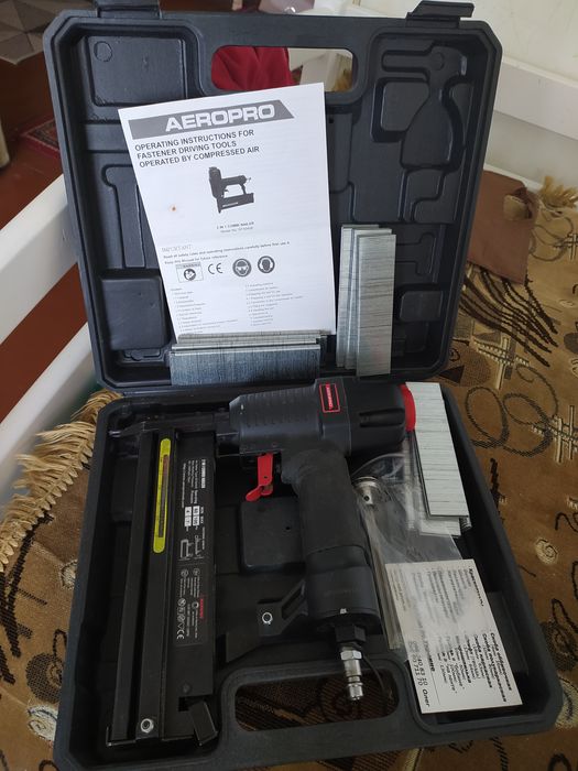 Степлер пневматичний AEROPRO SF5040E