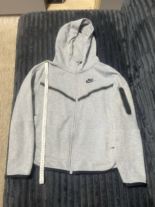 Nike Tech Fleece — чоловіча кофта з капюшоном