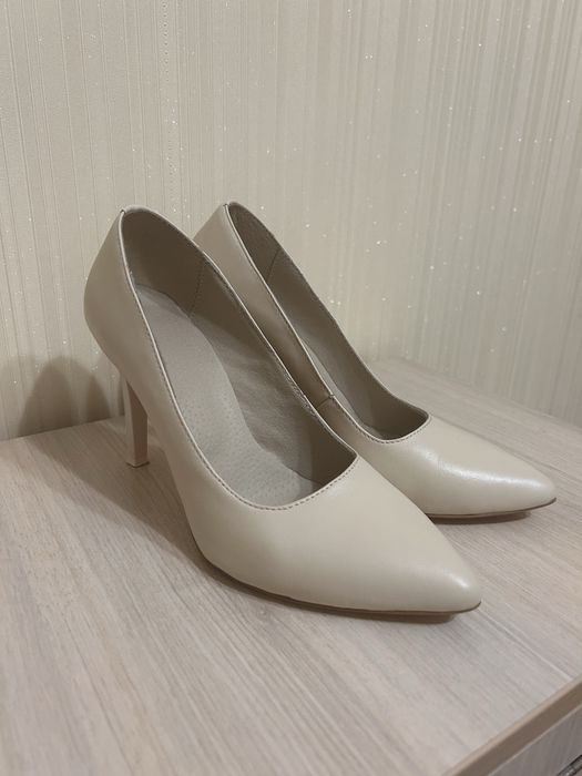 Весільні шкіряні туфлі