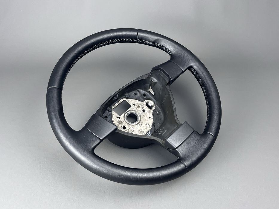 Руль Caddy Passat b6 Golf 5 Jetta