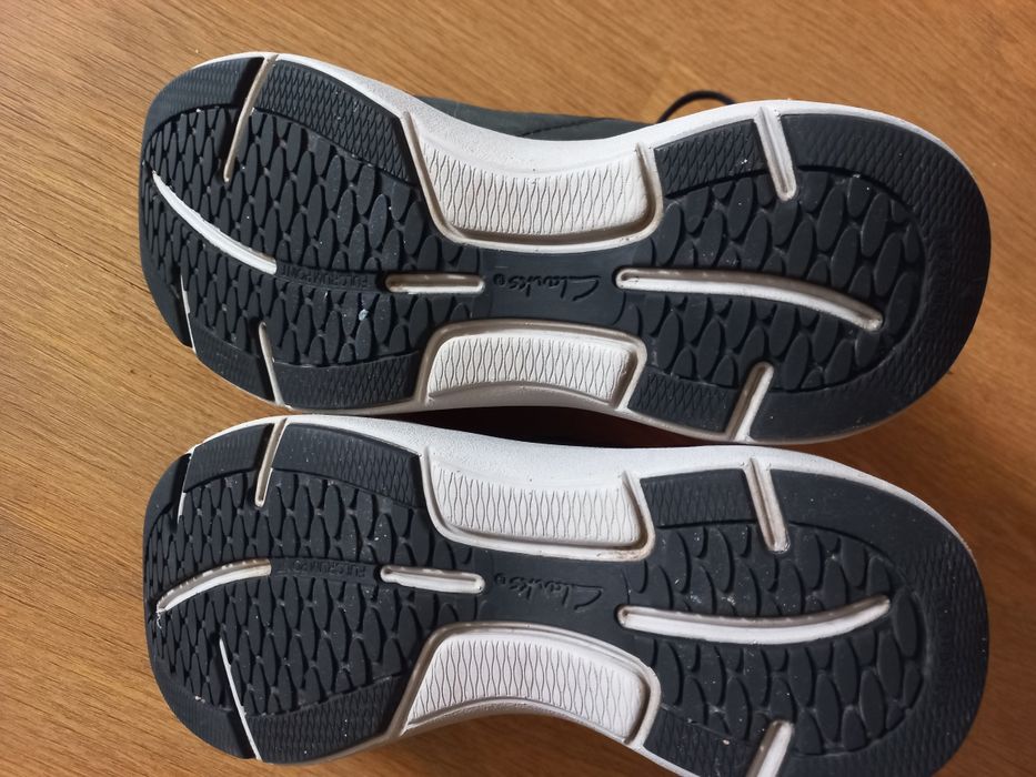 Ботінки шкіряні демисезонні Clarks 37р