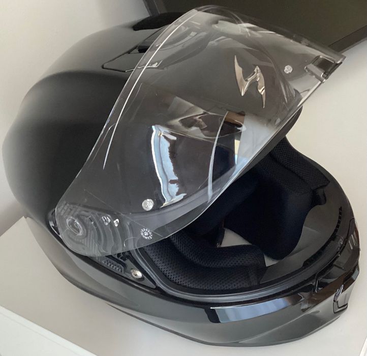 Capacete de Mota Scorpion Exo