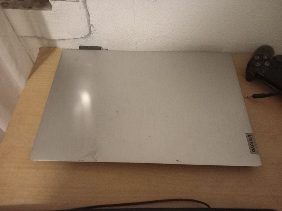 Portátil lenovo- em bom estado