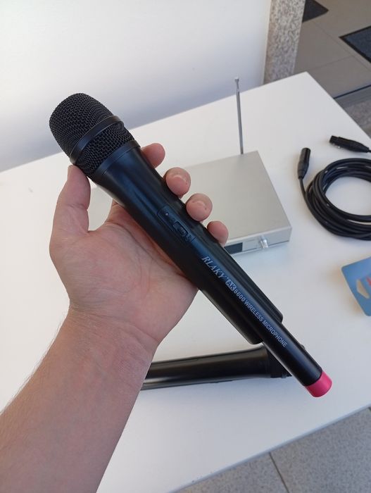 Microfones sem fio karaoke usado