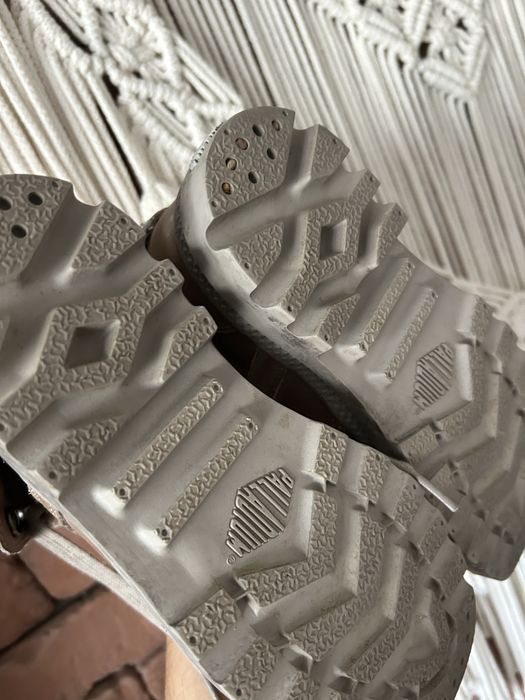 Buty firmy Palladium w rozmiarze 36
