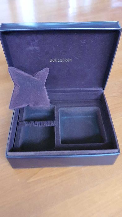 guarda joias e relógios Boucheron, novo